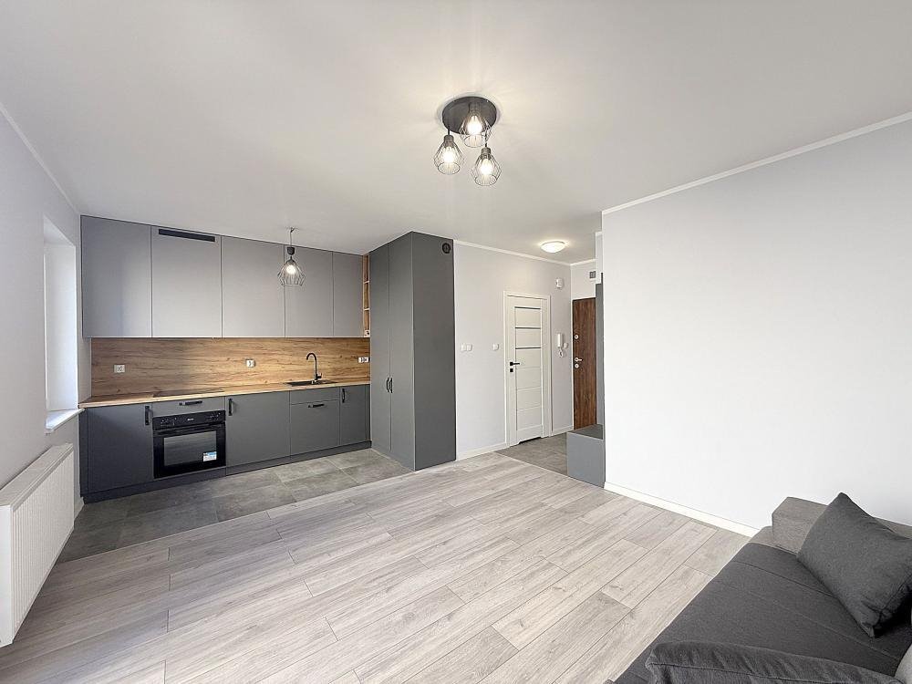 Nowoczesna kawalerka z balkonem po remoncie, 28 m² Poznań, Górczyn, Knapowskiego 12  28m2 Foto 1