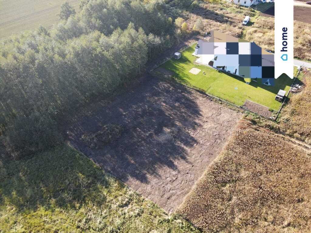 Działka budowlana 16,5 ara - media - spokój i przestrzeń Księginice  1 648m2 Foto 1
