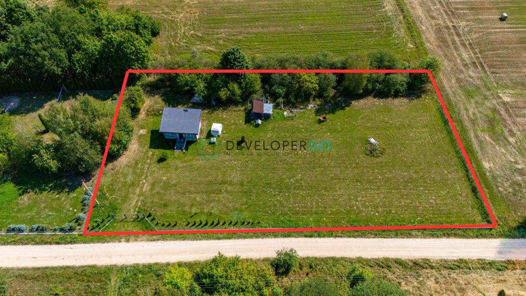 Urokliwa działka z domkiem letniskowym 35 m² i ogrodem Baranki  35m2 Foto 1