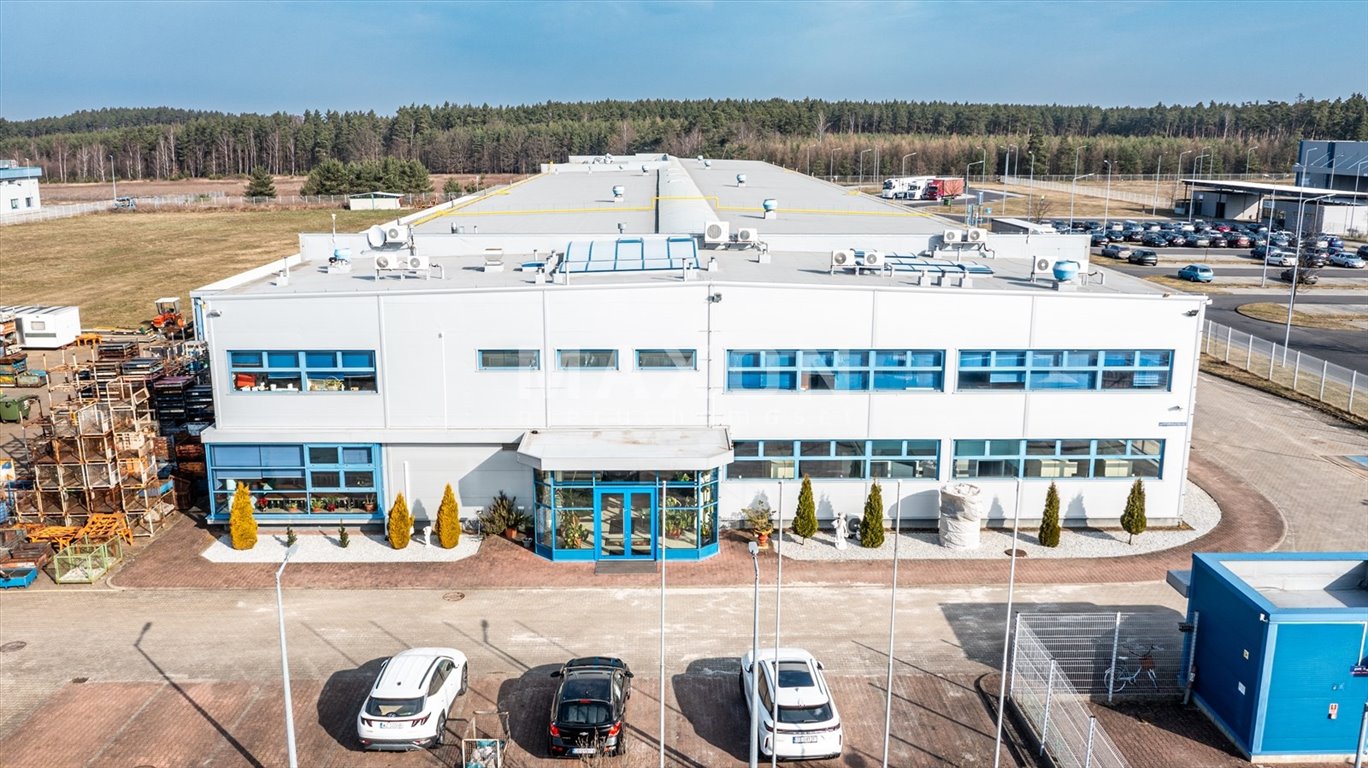 Obiekt produkcyjno-magazynowy 9 800 m² w Wykrotach Bolesławiec  9 800m2 Foto 1