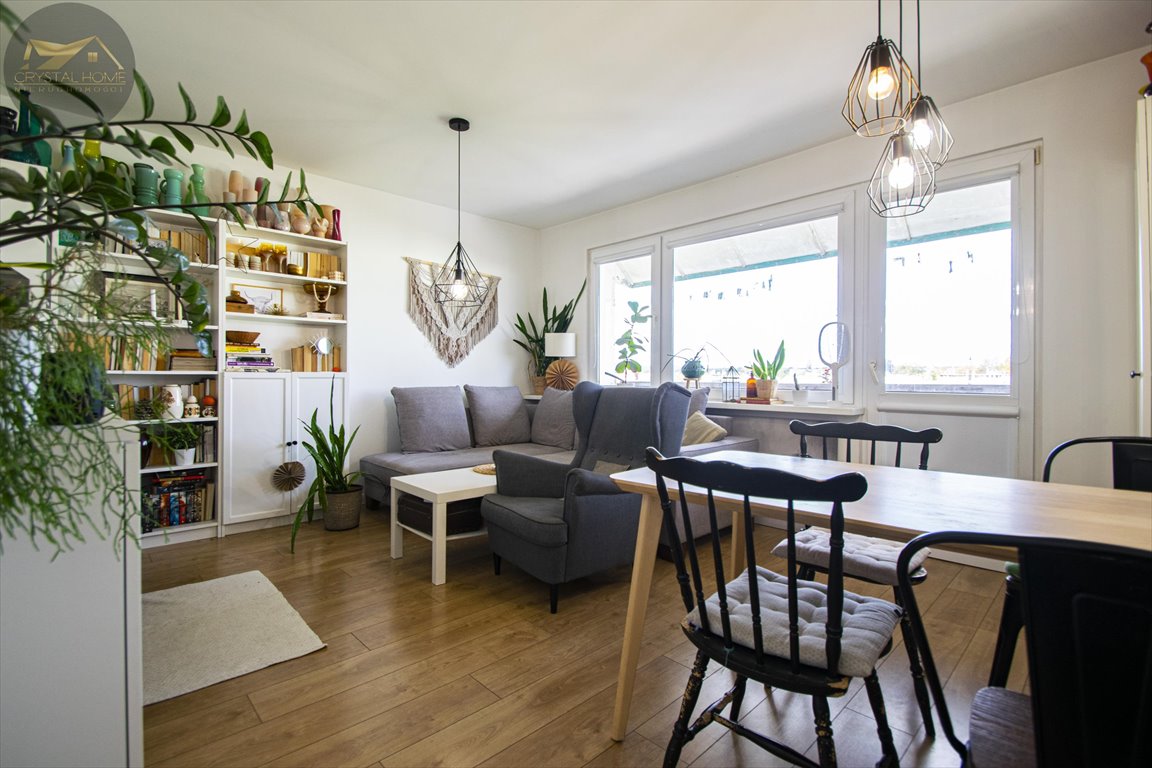 Mieszkanie czteropokojowe  na sprzedaż Świdnica  69m2 Foto 1