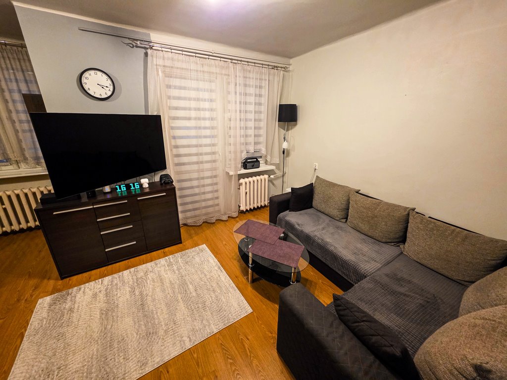 Przytulne 2-pokojowe mieszkanie w centrum Kielc z miejscem postojowym Kielce, Czarnów, Piekoszowska  43m2 Foto 1