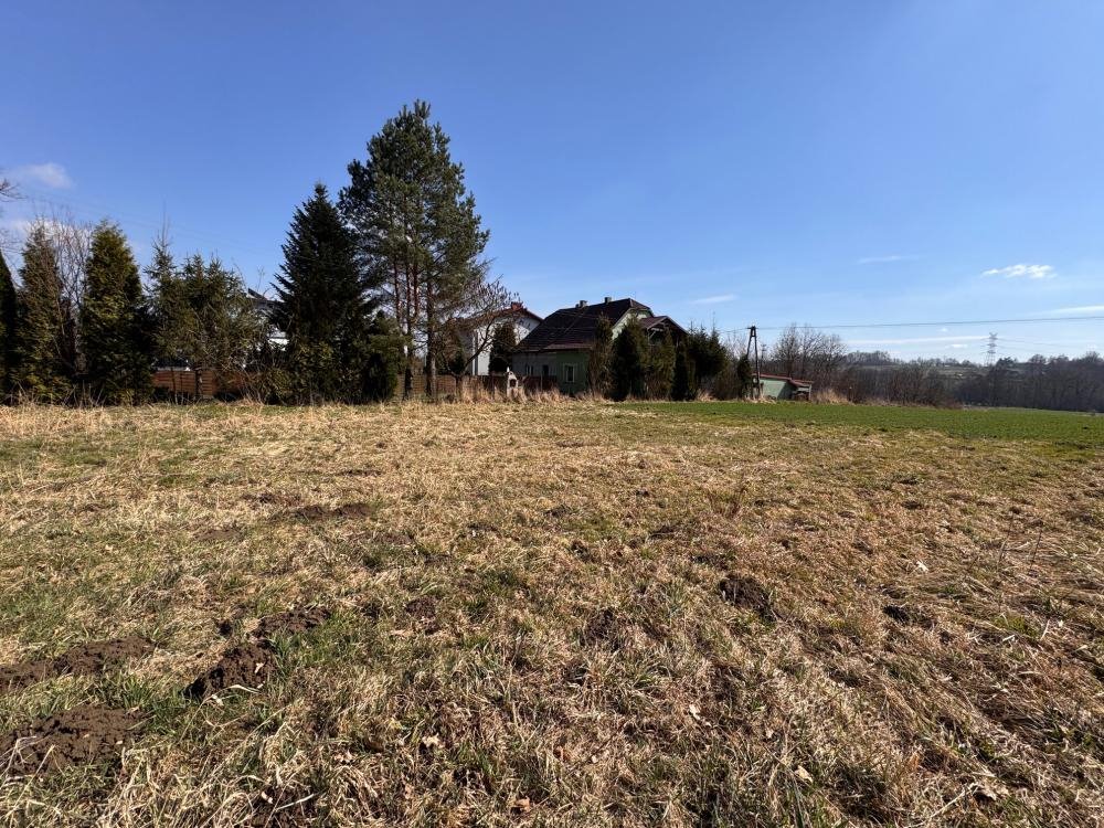 Dom w stanie surowym zamkniętym z 3 sypialniami (ok. 90 m²) w Sosnowicach Sosnowice  90m2 Foto 1