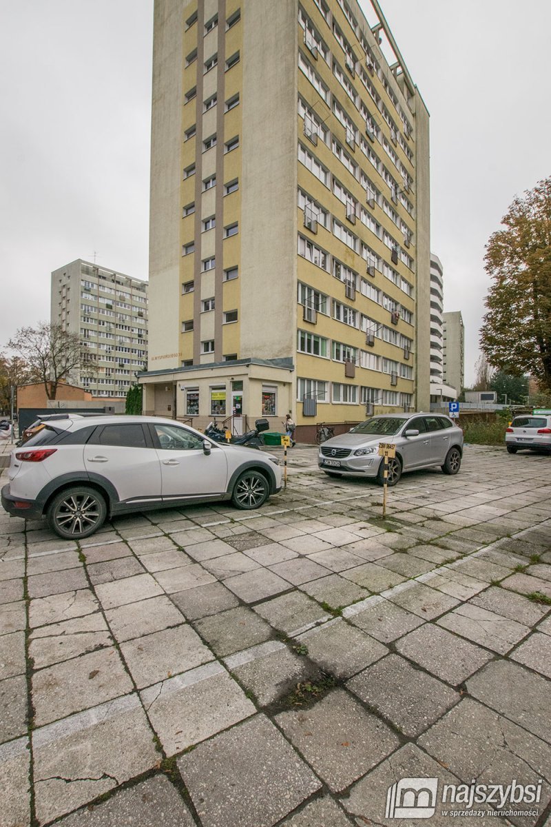 Mieszkanie trzypokojowe na sprzedaż Świnoujście  47m2 Foto 19