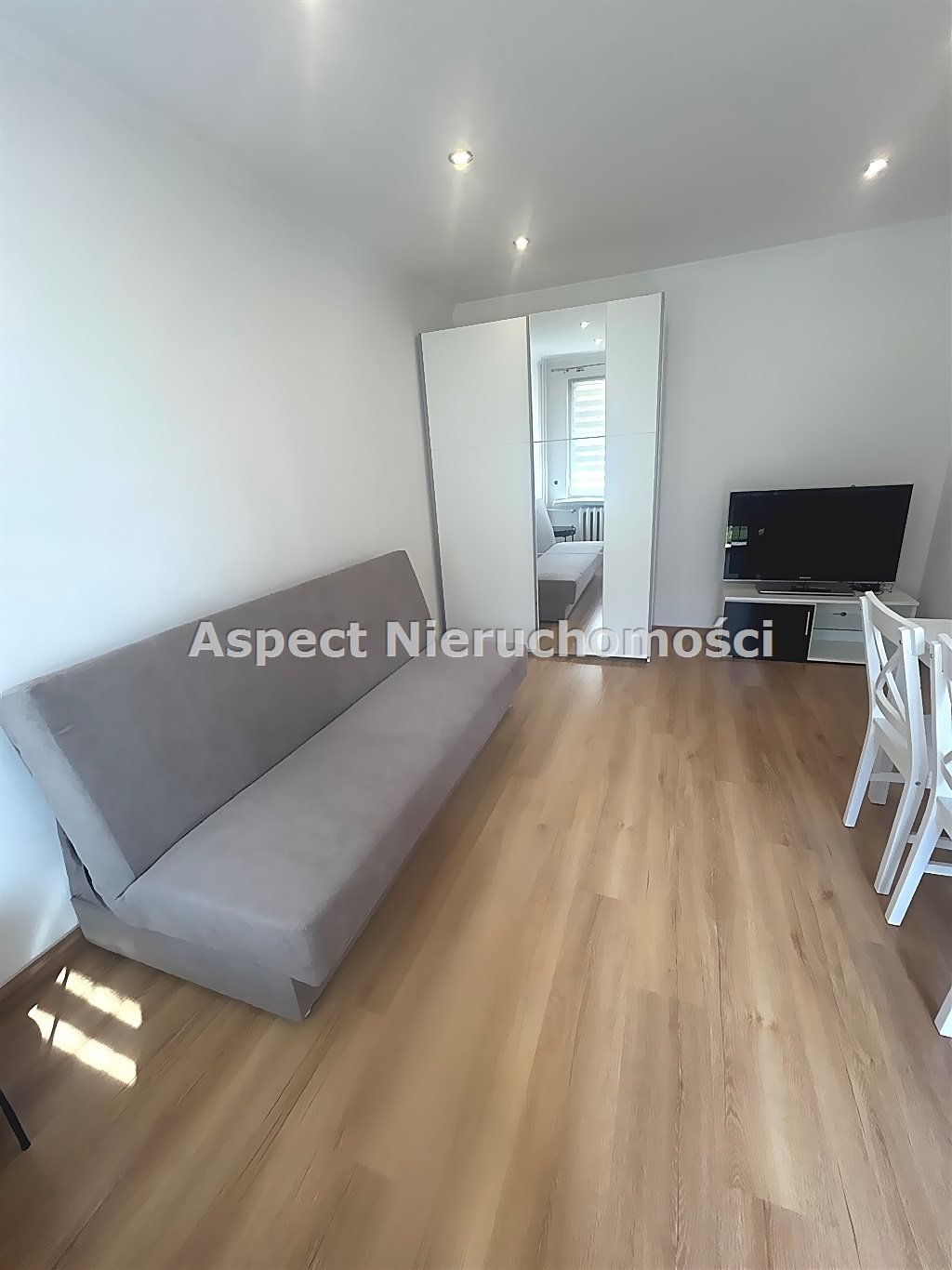 Kawalerka na wynajem Białystok, Antoniuk, Centrum  24m2 Foto 1