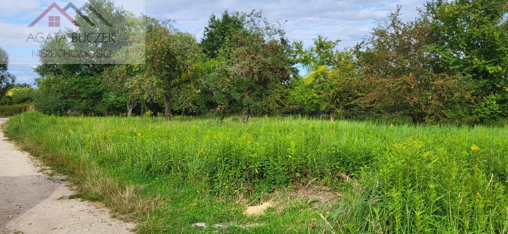 Działka budowlana 1116 m2 z mediami, Psie Pole, Wrocław Wrocław, Psie Pole, Pawłowice, Hiacyntowa  1 116m2 Foto 1