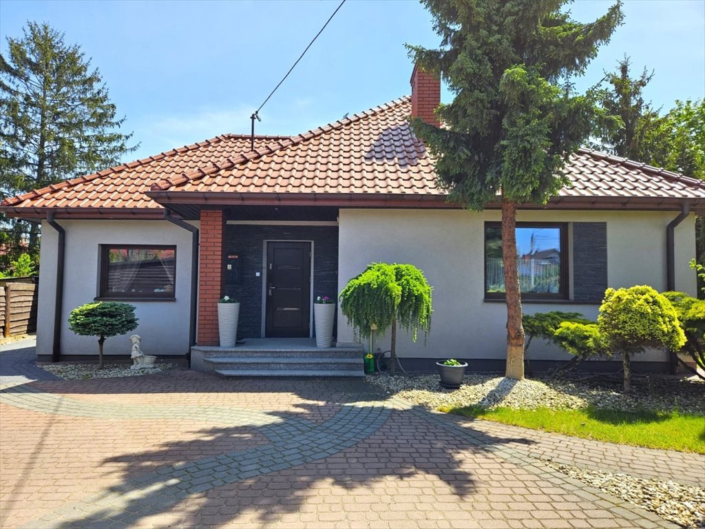 Dom na sprzedaż Kielce, Baranówek  141m2 Foto 1