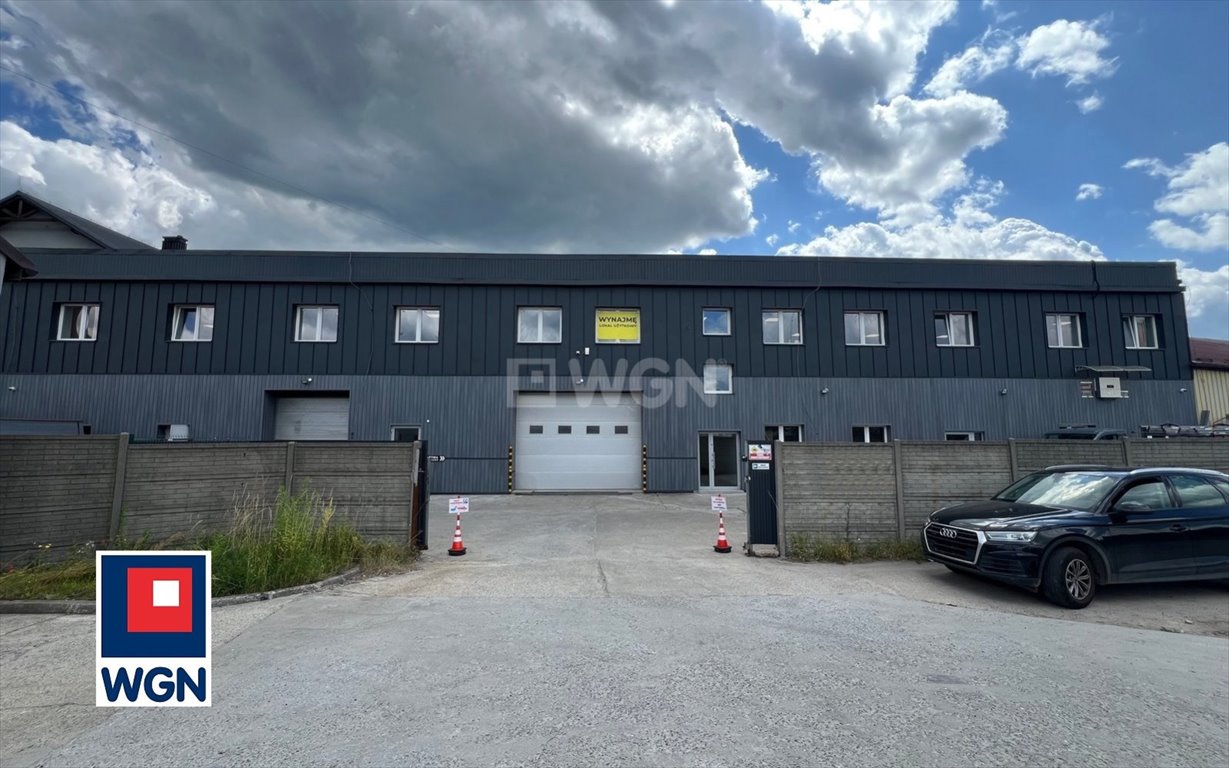 Polecam przestronny lokal 155 m² z klimatyzacją i parkingiem Trzebinia, Trzebinia  155m2 Foto 1