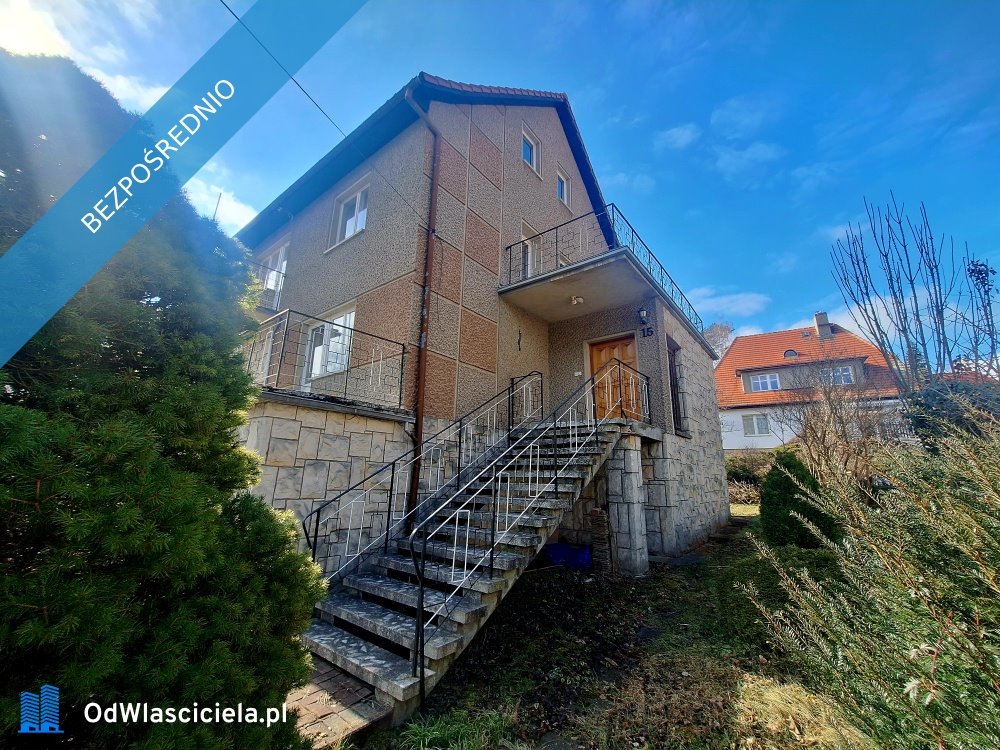 Dom inwestycyjny 280 m2 z 4 mieszkaniami i garażem Polanica-Zdrój, Cicha  280m2 Foto 1