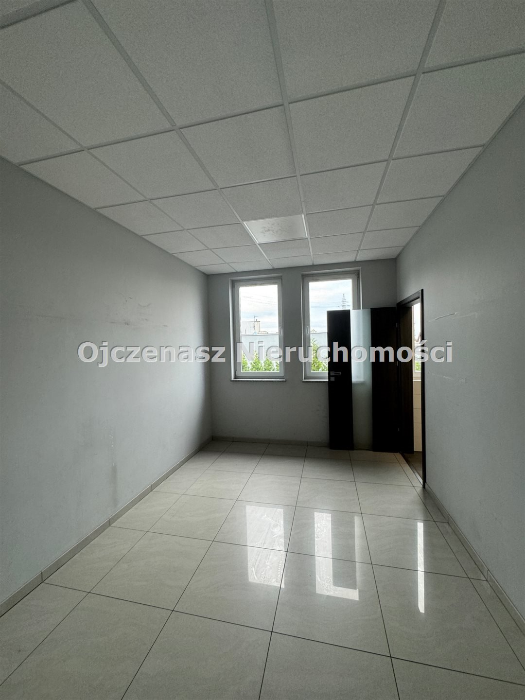 Nowoczesne biura 16 m² z open space i parkingiem Bydgoszcz, Zimne Wody  16m2 Foto 1