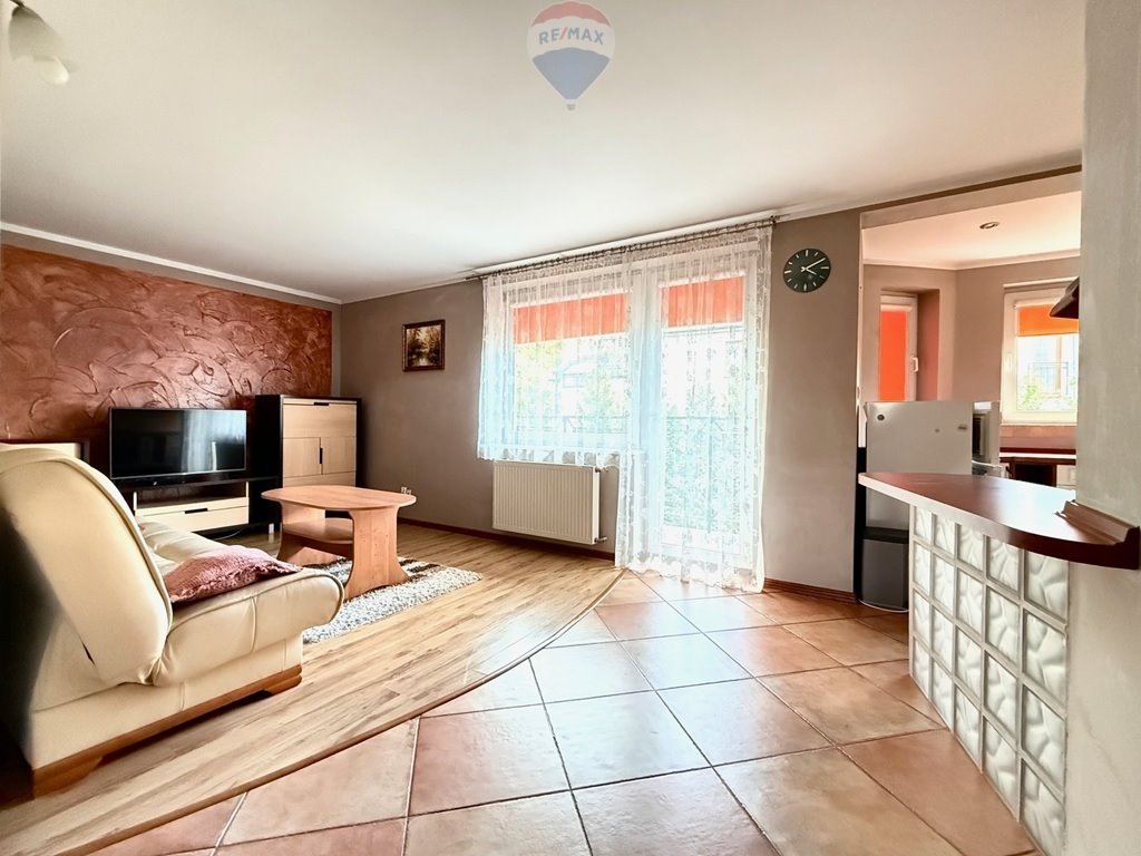 Mieszkanie trzypokojowe na sprzedaż Bielsko-Biała, Czesława Tańskiego  63m2 Foto 1