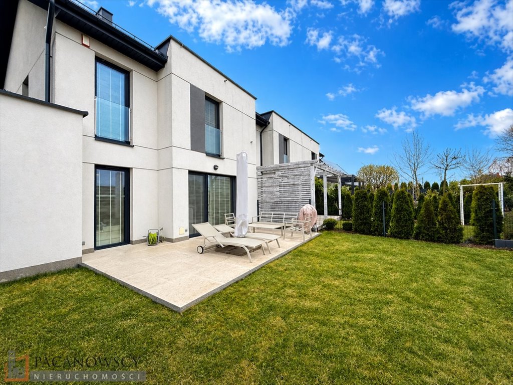 Dom skrajny 153 m2 z garażem, gotowy do zamieszkania Bibice  153m2 Foto 1