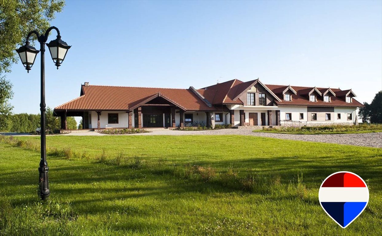 Hotel na Mazurach z 86 miejscami noclegowymi i atrakcjami Giżycki, 47  170 000m2 Foto 1