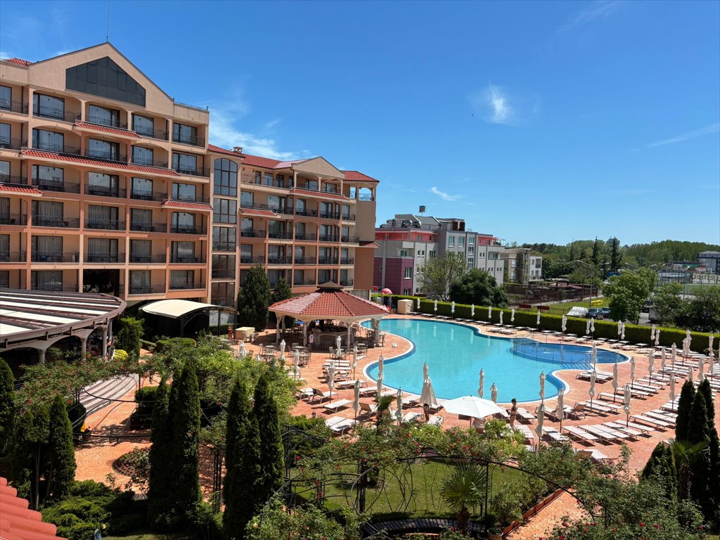 Przestronny apartament z widokiem na basen w Diamant Residence Bułgaria, Sunny Beach, Diamant Residence, Sunny Beach  72m2 Foto 1