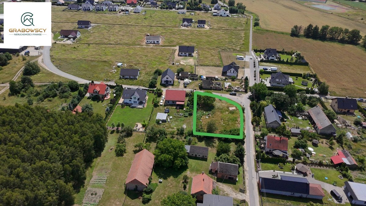 Działka budowlana 1381 m2 z mediami, asfalt, plan zagosp. Pietrowice Małe  1 381m2 Foto 1