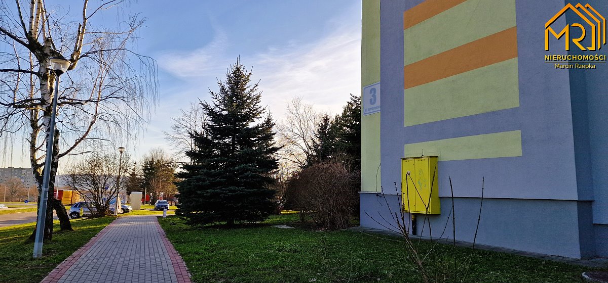 Mieszkanie trzypokojowe na sprzedaż Tarnów, Westerplatte  60m2 Foto 2