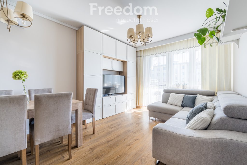 Mieszkanie trzypokojowe na sprzedaż Wyszków, Pułtuska  69m2 Foto 1