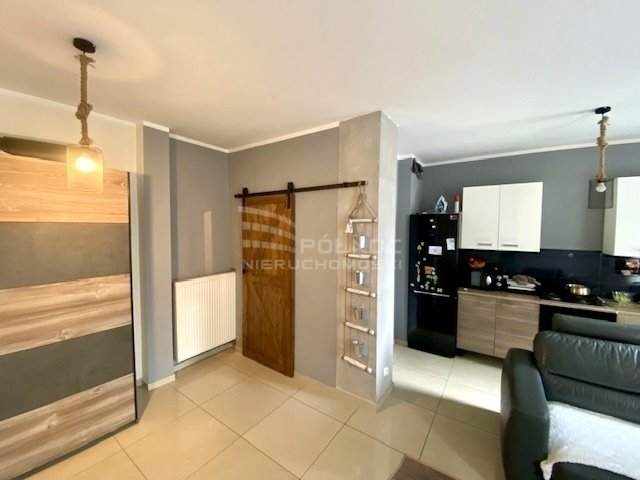 Mieszkanie dwupokojowe na sprzedaż Chudów  70m2 Foto 9