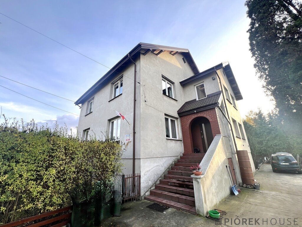Dom z dużym potencjałem i 7 pokojami w Markach Marki, Fabryczna  430m2 Foto 1