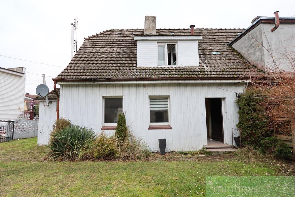 Dom z potencjałem, 2 niezależne mieszkania, garaż Nowogard  94m2 Foto 1