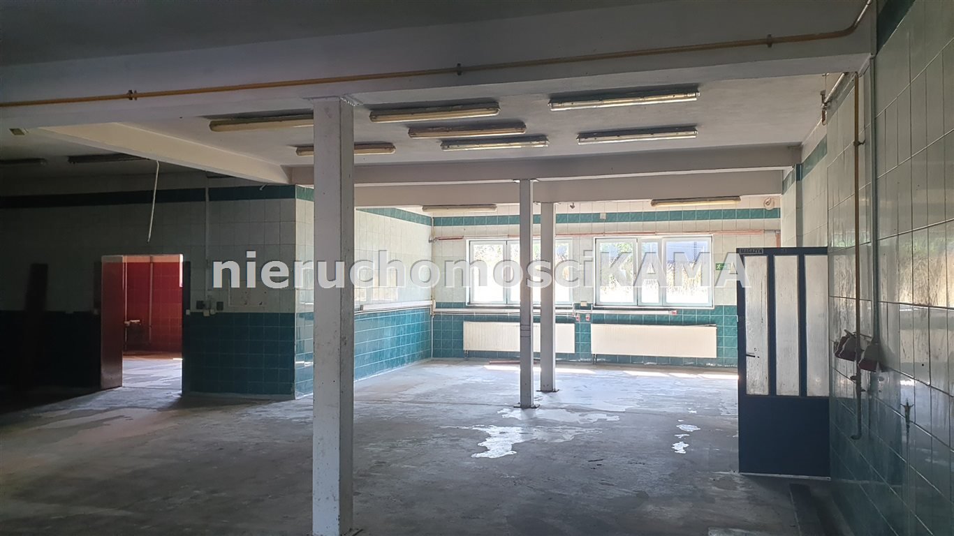 Magazyn na sprzedaż Bielsko-Biała  1 035m2 Foto 1