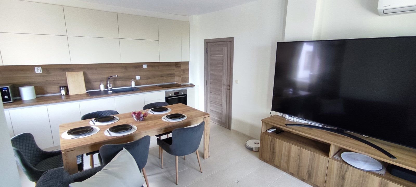 Apartament 3-pokojowy nad morzem w Kiwi Gardens, Byala Bułgaria, Byala, Kiwi Gardens  85m2 Foto 1