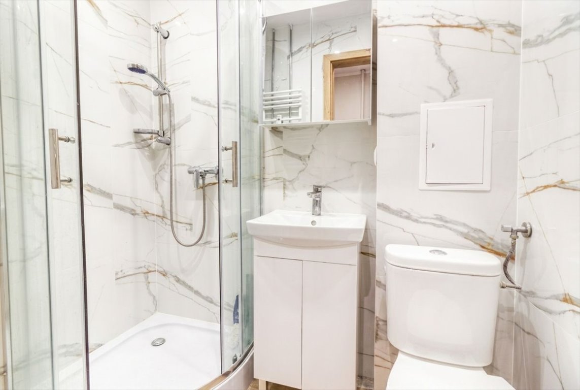 Zapraszam do 45 m² po remoncie, blisko sklepów i szkół Ruda Śląska, Wirek, Osiedlowa  45m2 Foto 1