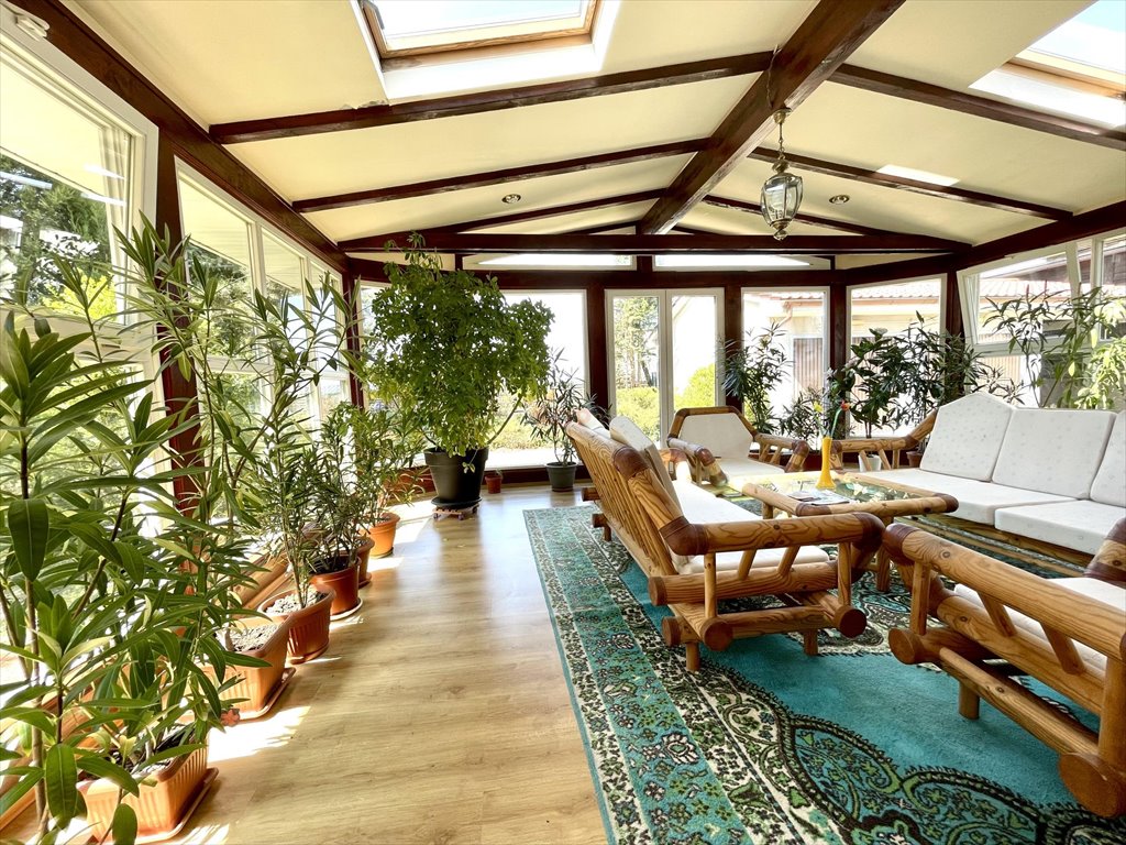 Przestronny dom z ogrodem, garażami i ziemią w Lubielu Lubiel  450m2 Foto 1