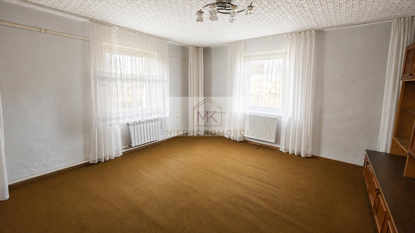 Na sprzedaż przestronne mieszkanie 44 m² z ogródkiem i garażem Jędrzejów  44m2 Foto 1