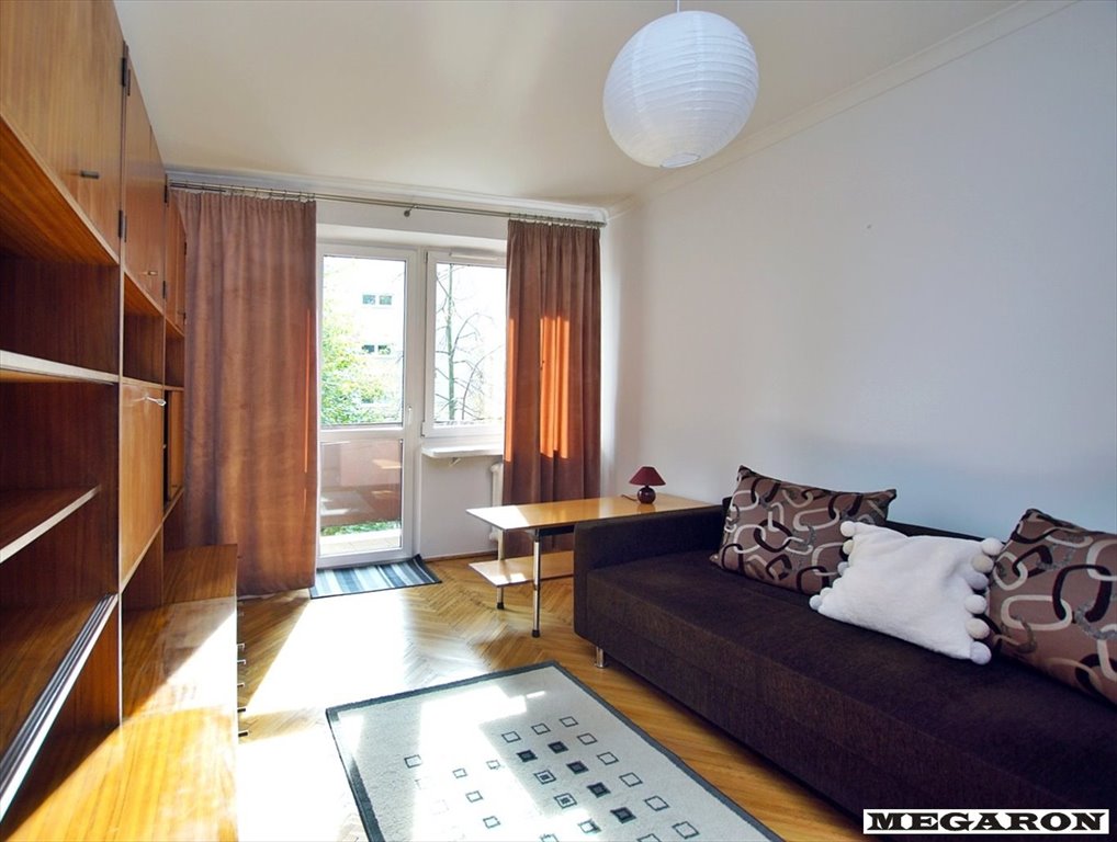 Mieszkanie dwupokojowe na wynajem Częstochowa, Śródmieście  47m2 Foto 1