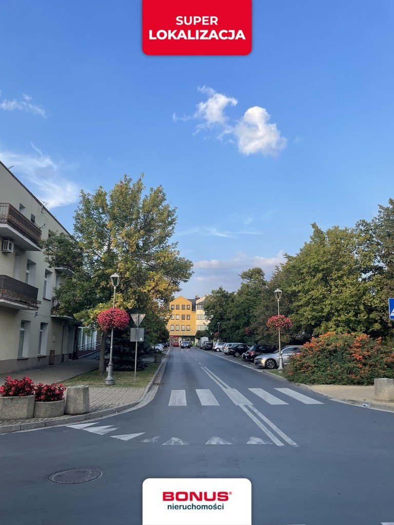 Lokal użytkowy na wynajem Legionowo, Rynek  117m2 Foto 1