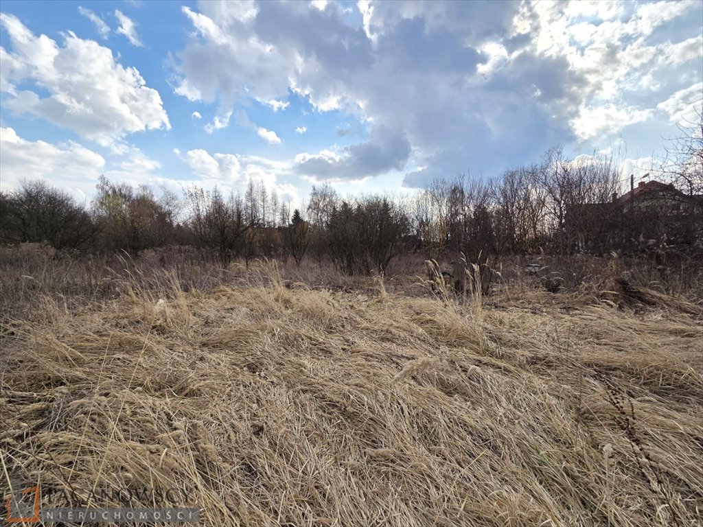 Działka budowlano-rolna z domem i mediami, świetna lokalizacja Brzozówka Korzkiewska  6 793m2 Foto 1