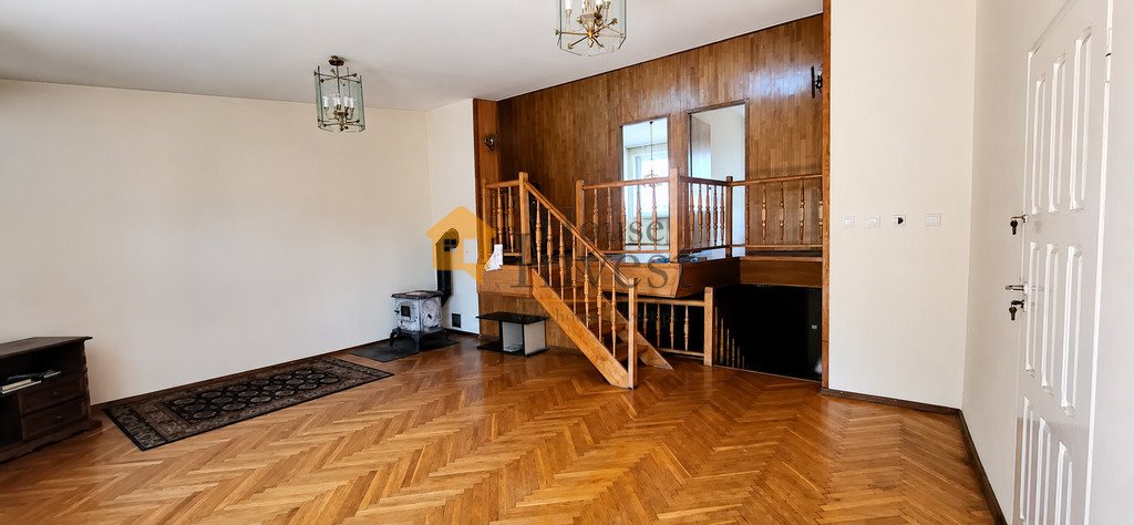 Zapraszam do domu z potencjałem na Sienkiewicza w Legnicy Legnica, Brzoskwiniowa  150m2 Foto 1