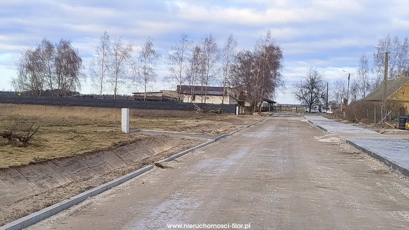 Działki budowlane w Słońsku z mediami i dojazdem brukiem - polecam! Słońsko  1 000m2 Foto 1