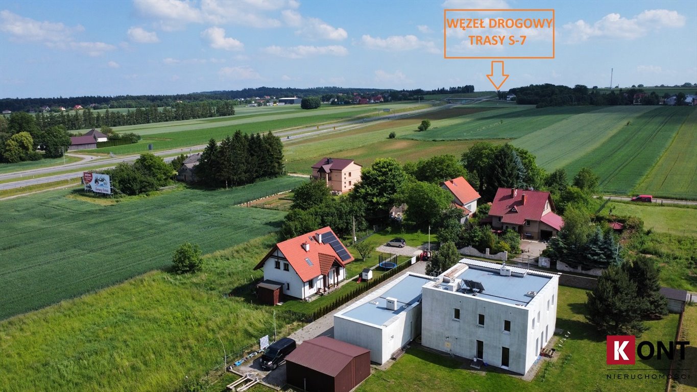 Lokal użytkowy na sprzedaż Poskwitów  266m2 Foto 1