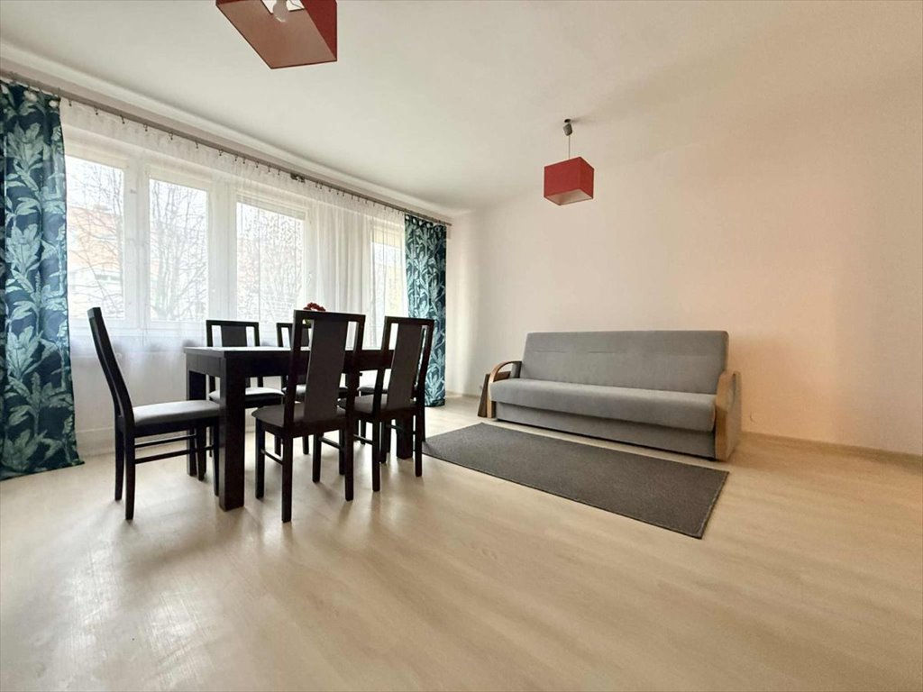 2-pokojowe mieszkanie z balkonem, blisko sklepów i szkół Rzeszów, Stefana Starzyńskiego  53m2 Foto 1