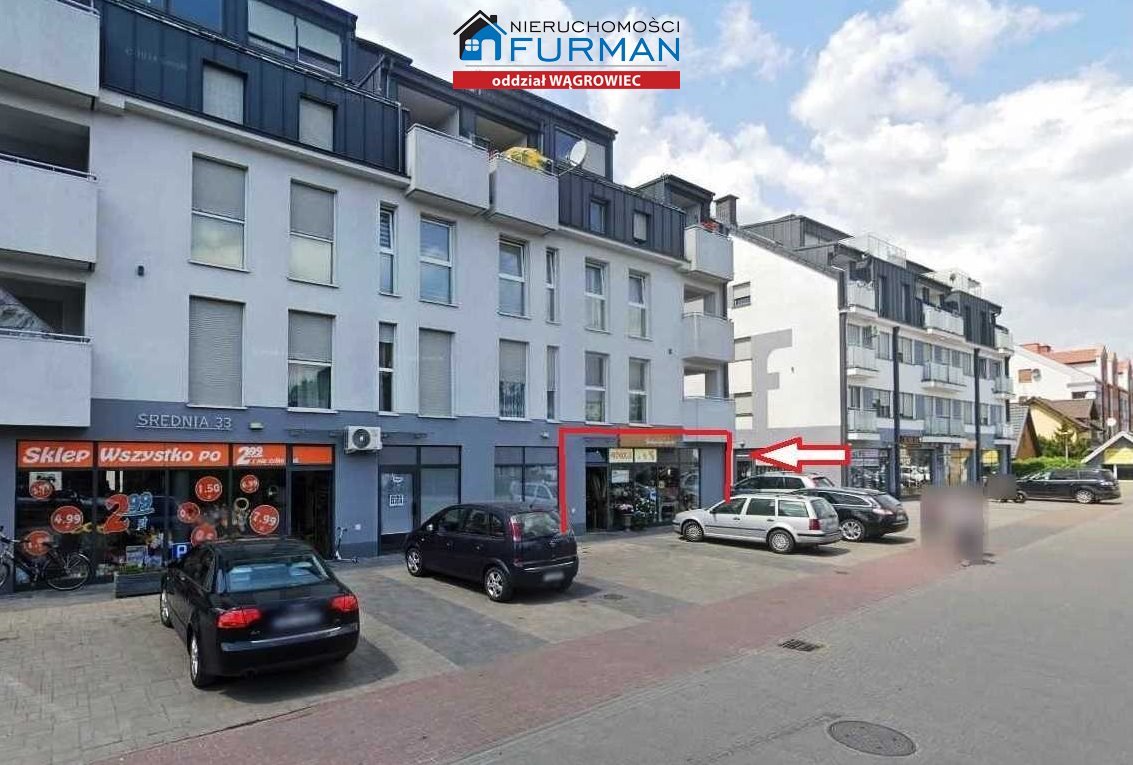 Atrakcyjny lokal handlowy 146,79 m2 przy ul. Średniej w Wągrowcu Wągrowiec  147m2 Foto 1
