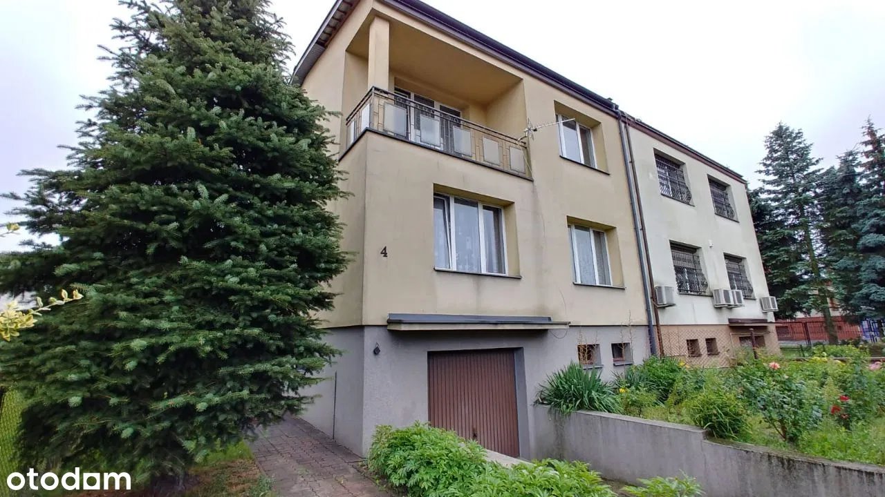 Przestronny dom 120 m2 z ogródkiem i garażem w centrum Radomia Radom, Dzierzków, Okrzei 4  120m2 Foto 1