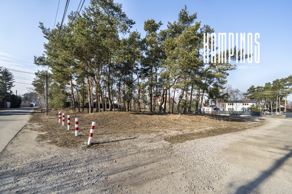 Działka 1684 m² w Laskach z pełnym uzbrojeniem i lasem Laski, Cichowszczyzna  1 648m2 Foto 1