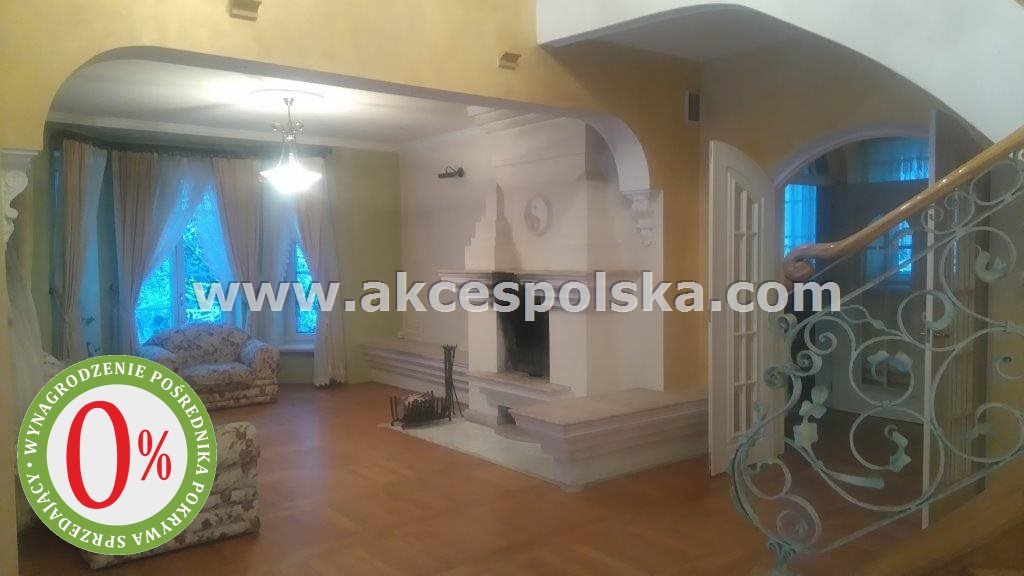 Urokliwy dworek 220 m2 z ogrodem i garażem w Konstancinie Konstancin-Jeziorna, Konstancin  220m2 Foto 1