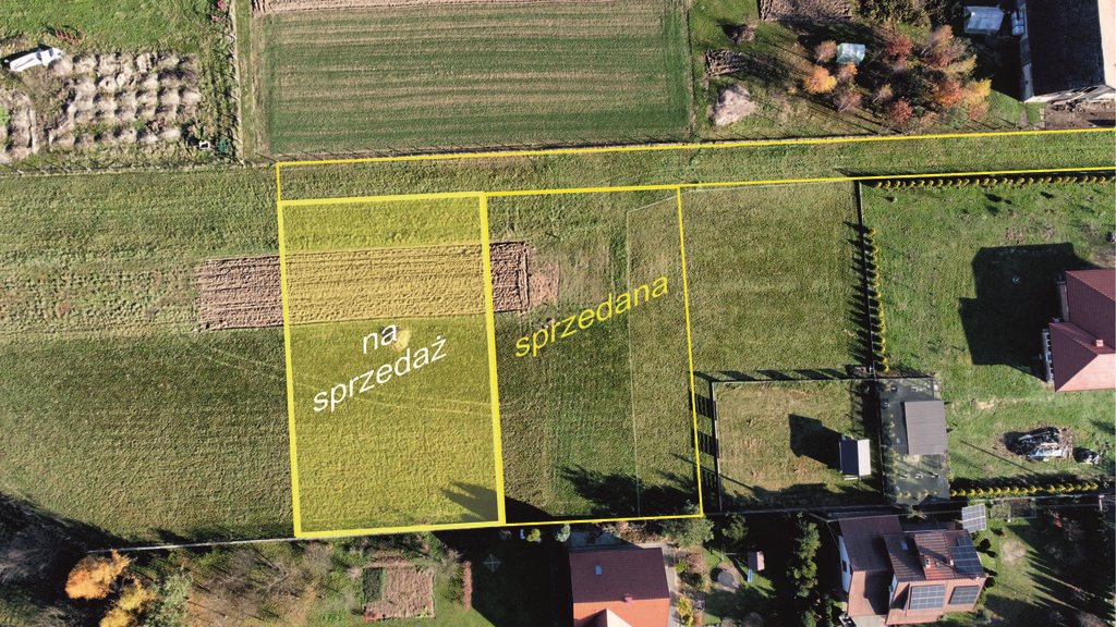 Na sprzedaż działka 10 arów z mediami w Proszówkach Proszówki  1 000m2 Foto 1