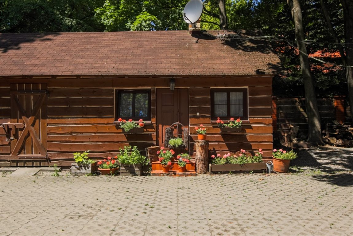 Lokal użytkowy na sprzedaż Zalesie Górne 580m2 Foto 1 Lokal użytkowy na sprzedaż Zalesie Górne 580m2 Foto 1