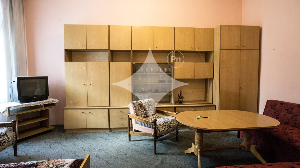 Urokliwe mieszkanie do remontu w Różance – baza wypadowa w góry Różanka  58m2 Foto 1