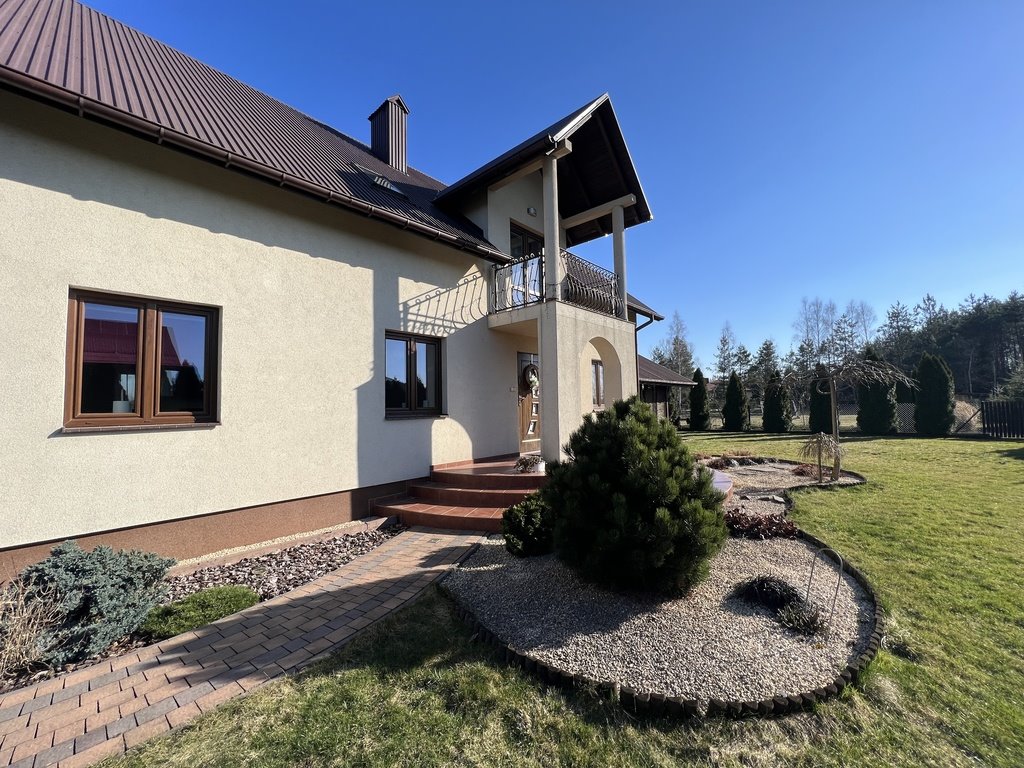 Przestronny dom 147 m² z ogrodem, fotowoltaiką i garażem Sokołów Małopolski  147m2 Foto 1