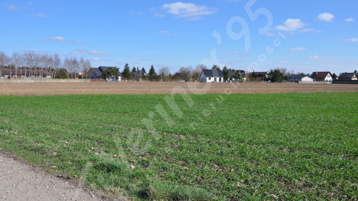 Działka budowlana na sprzedaż Dopiewiec  781m2 Foto 1