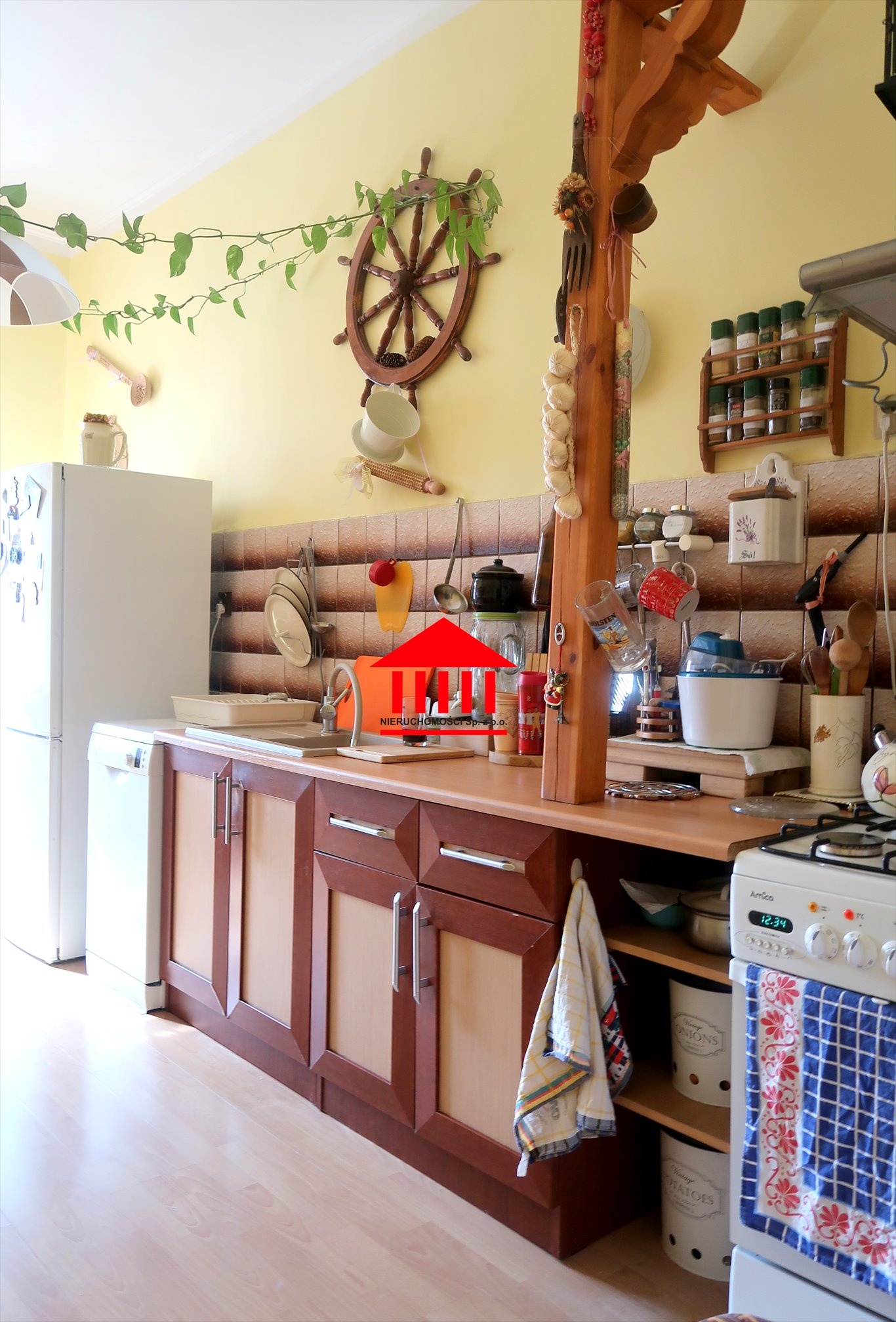 Mieszkanie czteropokojowe  na sprzedaż Legnica  120m2 Foto 1