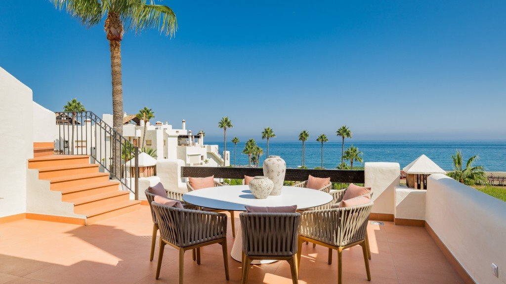 Luksusowy penthouse z panoramicznym widokiem na Morze Hiszpania, East Estepona, East Estepona  154m2 Foto 1
