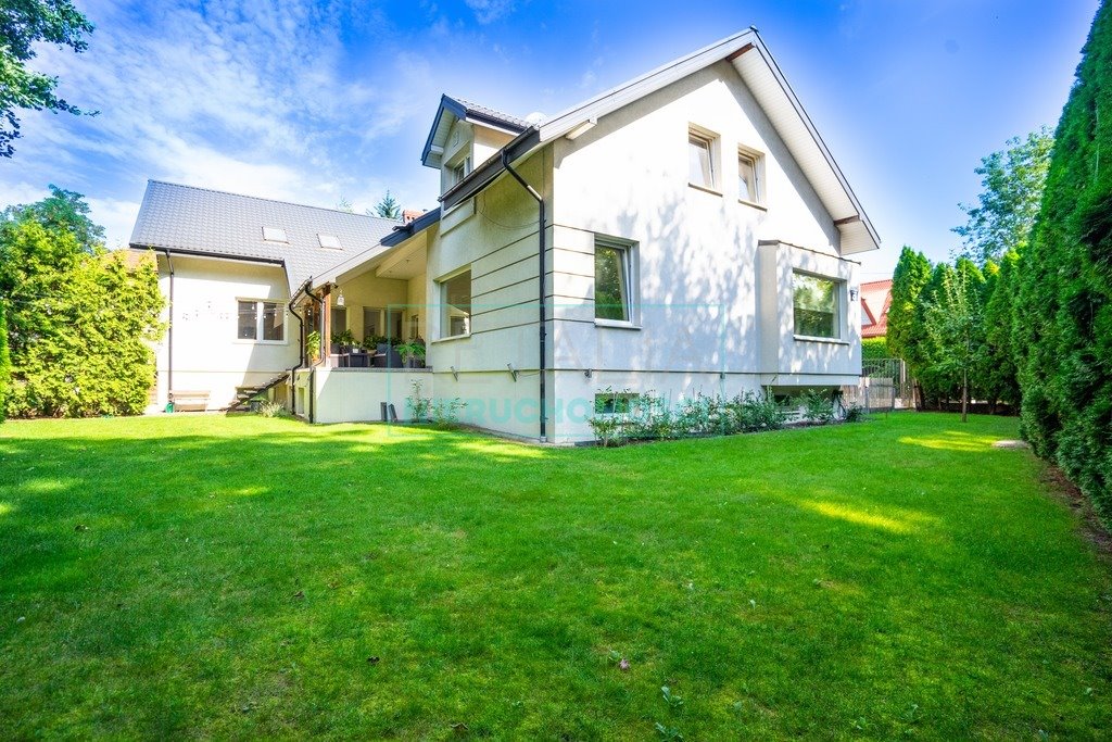 Przestronny dom 260m2 z garażem, tarasem i 5 sypialniami Warszawa, Włochy  320m2 Foto 1