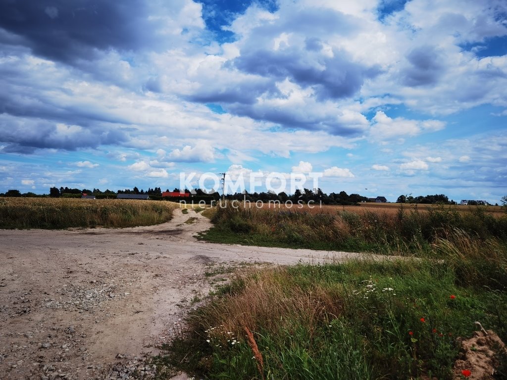 Działka budowlana na sprzedaż Zastań  1 956m2 Foto 1