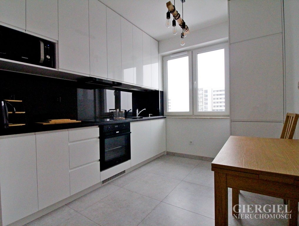 Komfortowe 2-pokojowe mieszkanie z loggią, pełne wyposażenie Rzeszów, Lubelska  45m2 Foto 1